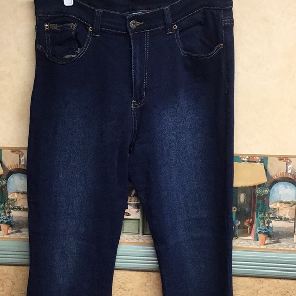Diane Gilman Denim - Diane Gilman bootcut jeans see sizing info